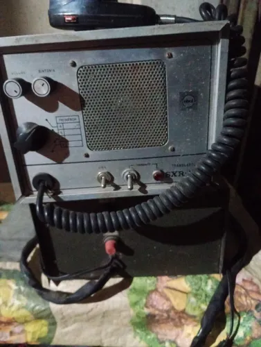 Rádio transceptor SXR 200