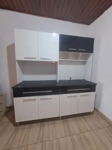 Armário de cozinha usado