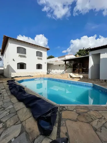 Casa com 04 quartos, hidro, lazer com piscina e área gourmet, Candelaria, Belo Horizonte,