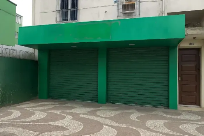 ALUGO LOJA 100M2 -CENTRO DE BANGU-RUA SILVA CARDOSO