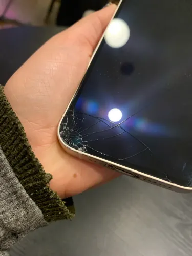 iPhone 14 (Para Uso de Peças ou Conserto)