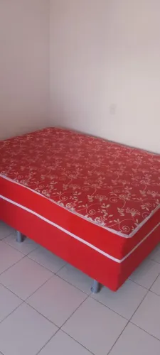 Vende-se cama e ar