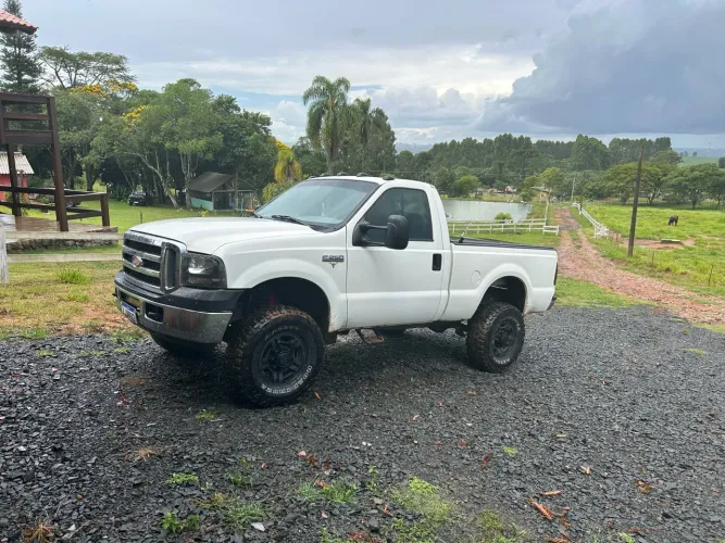 Ford F-250 XLT 4.2 TB Diesel 2000