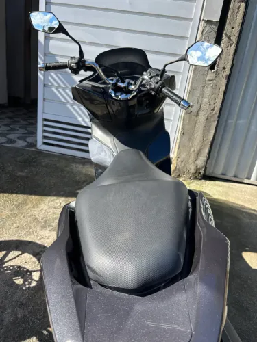 Vende-se PCX