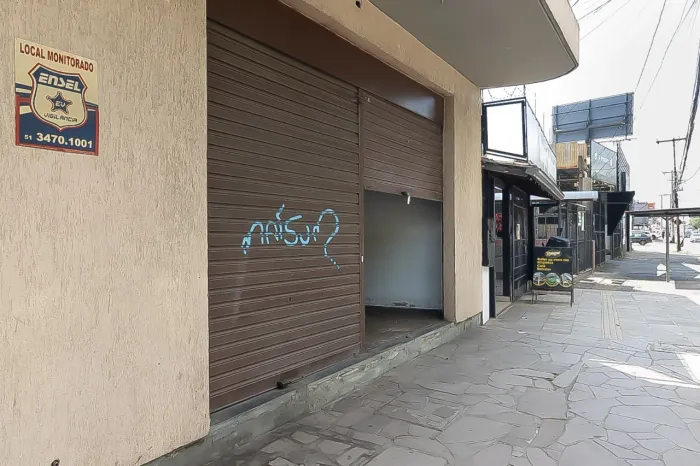 Loja para alugar na Avenida Ceará em Porto Alegre/RS.