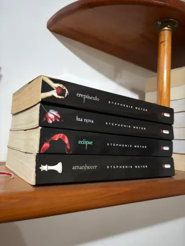 Coleção Crepúsculo Stephenie Meyer (4 Livros)