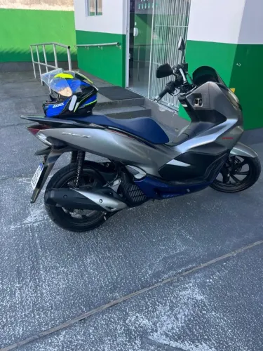 Vendo pcx km baixo