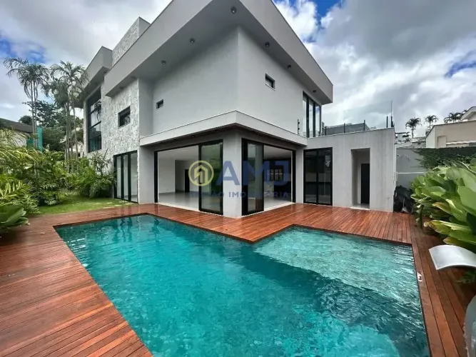 Sobrado Novo no Condomínio do Lago!