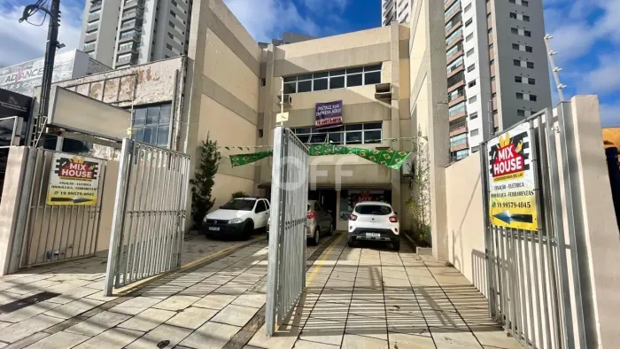 PRÉDIO COMERCIAL À VENDA EM LOCAL DE GRANDE FLUXO DE VEÍCULOS