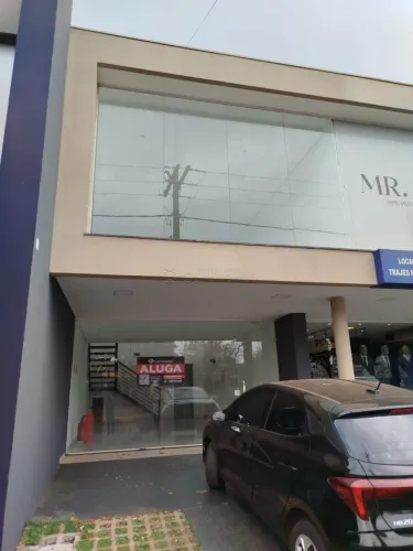 Salão comercial para locação em Dourados-MS.
