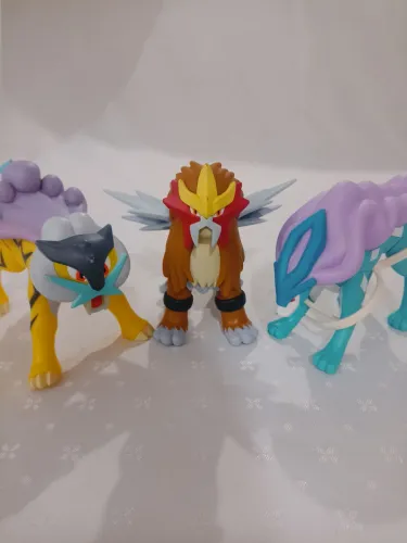 TRIO de pokemon lendários Entei, Raykou e Suicune original tomy sofubi