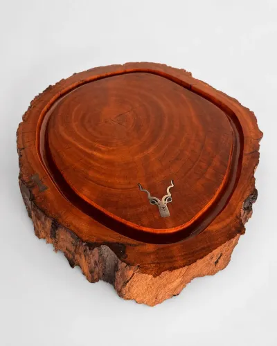 Tábua artesanal de Peroba Rosa Antilopewood