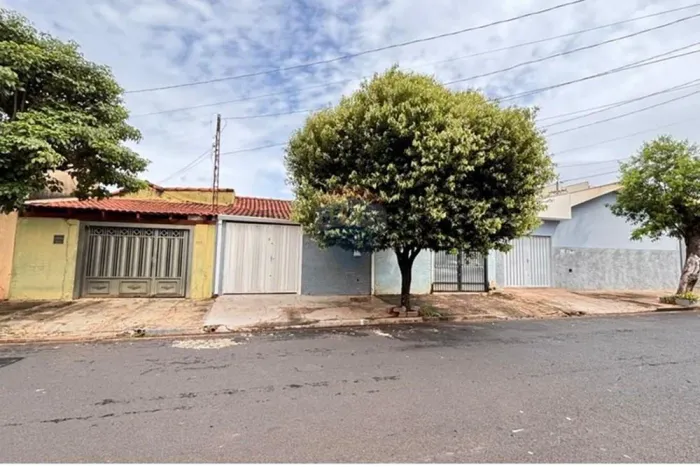 Casa à venda na Vila Virgínia: 2 quartos, sendo 1 suíte, totalmente reformada, ótima local