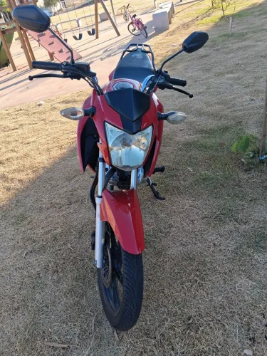 Vendo Titan 160 ano 2017/2018