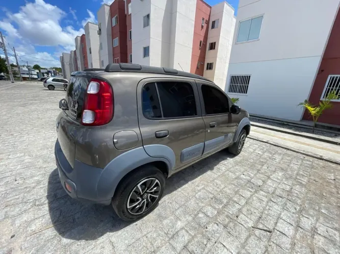 Fiat Uno WAY Celeb. 1.0 EVO Fire Flex 8V 5P 2011