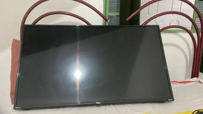 Tv smart com defeito na tela.