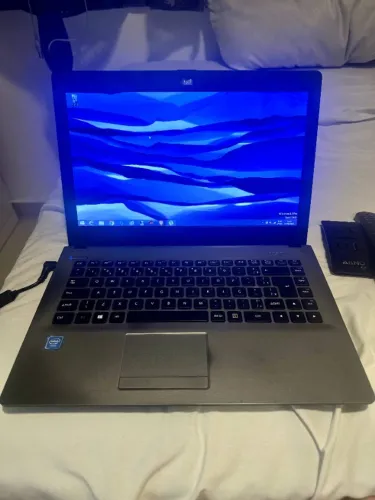 Notebook Positivo Stilo XRI3150 Intel Dual Core 4GB 500GB Tela LED 14"