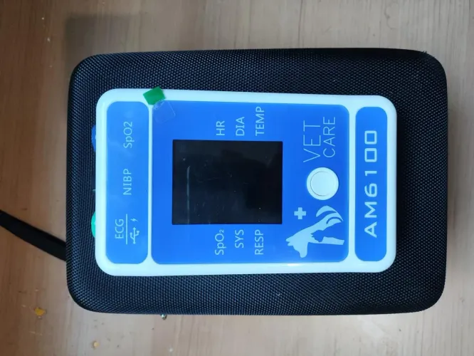 Monitor veterinário Berry AM6100