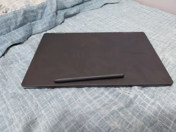 Galaxy Book 3 360 + caneta + película