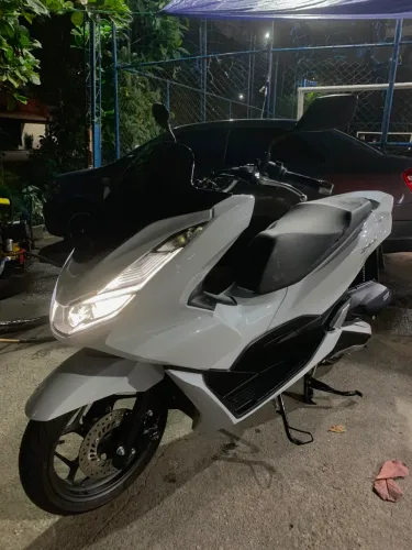 Vendo PCX muito nova!