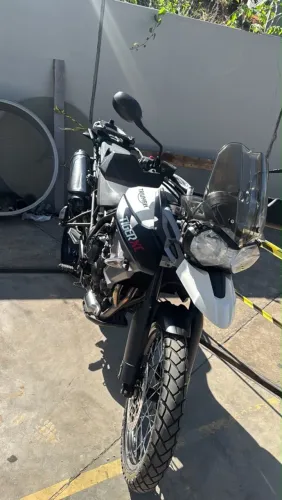 MOTO IMPECÁVEL NADA PRA FAZER TODA REVISADA