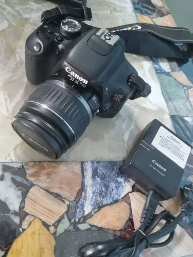 Canon T3i em excelente estado. Valor R$2100,00