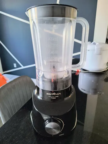 Liquidificador Britânia turbo 1000w