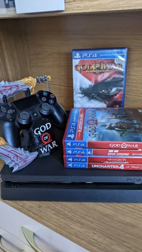 PlayStation 4 com jogos