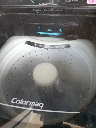 Máquina de lavar roupas 