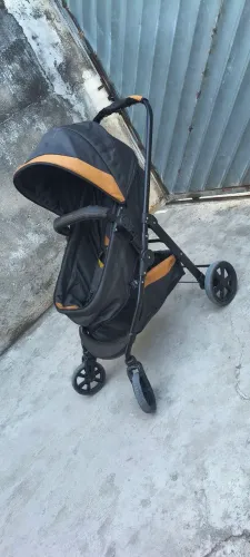 Carrinho de bebe Galzerano