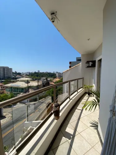 Cobertura com 4 dormitórios à venda, 240 m² por R$ 820.000,00 - Glória - Macaé/RJ