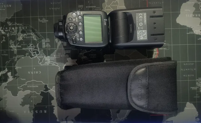 FLASH YN 600EX RT III