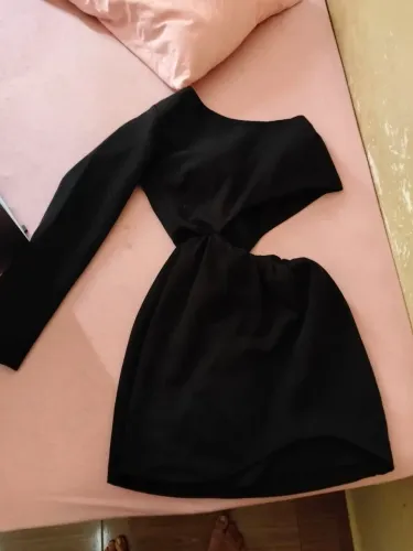 Vestido preto TAM M