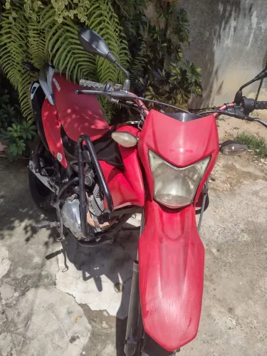 Moto certinha no meu nome só transferir aceito troca do meu interesse