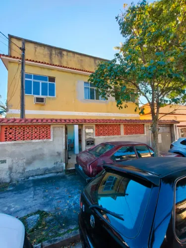 Excelente Casa Duplex em Jardim Sulacap | 4 Quartos | Terraço | R$ 580 mil