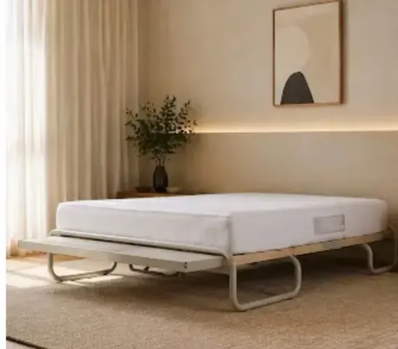 Linda cama Inna Tok Stok com Cabeceira inclusa
