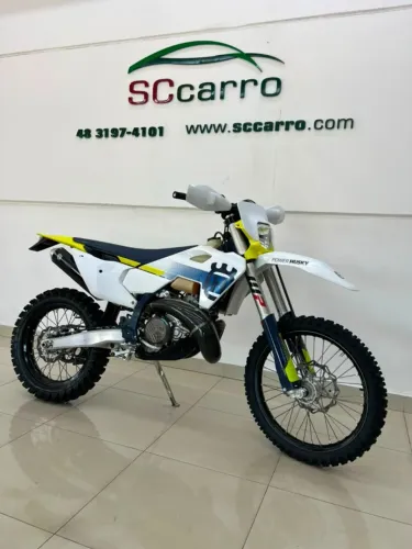 Husqvarna TE 250 2024 / Com 50 Horas, Unico dono, Moto file, pego nacional na troca!