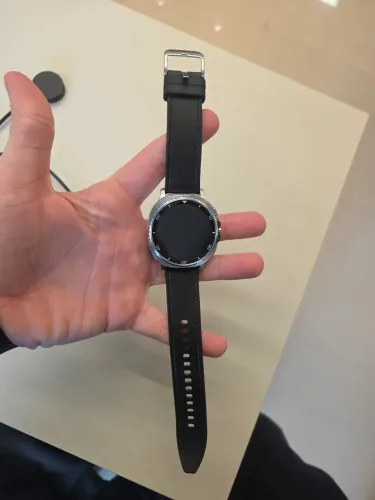 Galaxy Watch8 Classic Preto 46mm - Excelente Estado