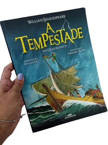 Livro a Tempestade em Quadrinhos