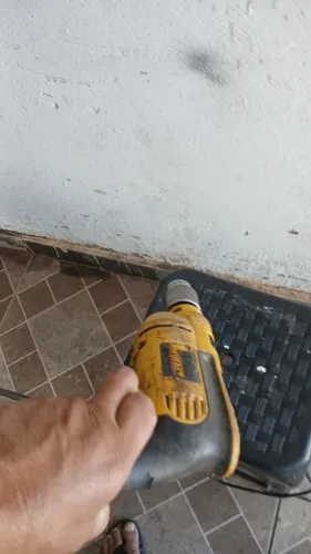Furadeira dewalt