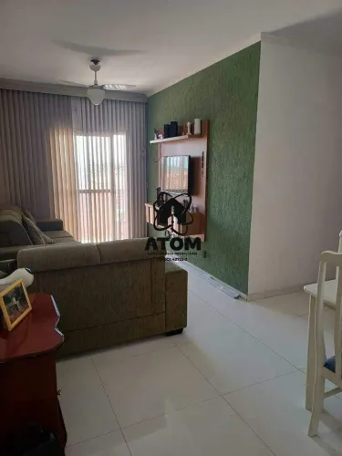 Apartamento com sacada e 2 dormitórios à venda no Bonfim