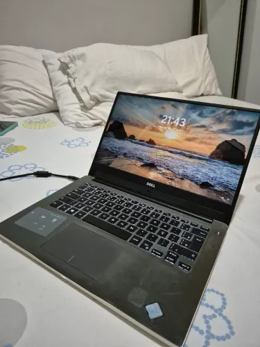 Notebook Dell Inspiron i7-8550U 8GB 1TB | Placa de vídeo 4GB | 14" Full HD - Formatado