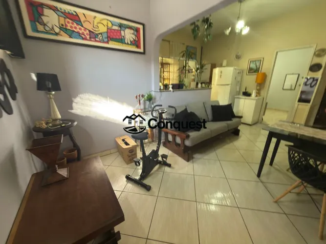 Casa á venda sem vaga de garagem