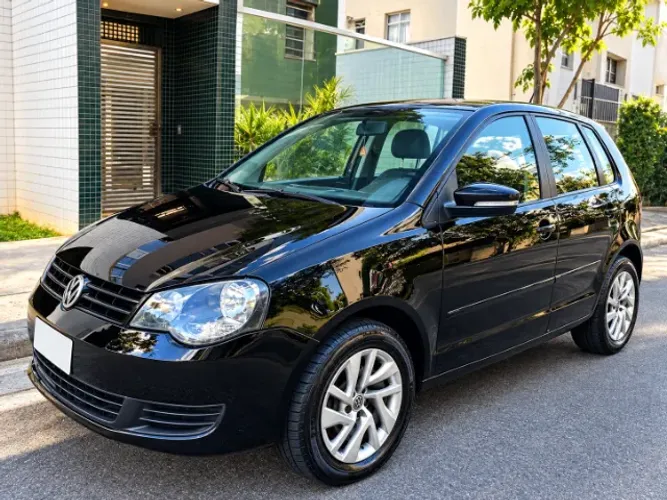 Volkswagen Polo 1.6 Mi/s.ouro 1.6 MI Tot.flex 8V 5P 2014
