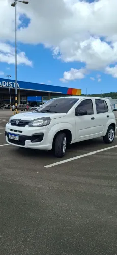 Fiat Uno Attractive 1.0 EVO Fire Flex 8V 5P 2019