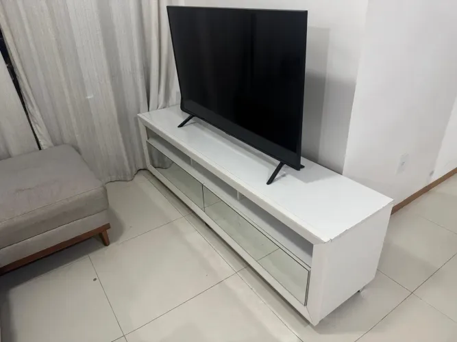Rack espelhado 1,80m 