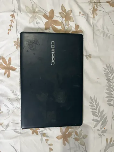 Notebook Compaq CQ25 com defeito