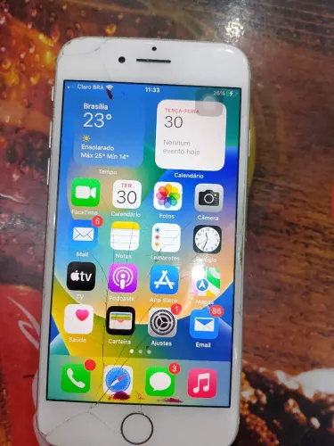 iPhone 8