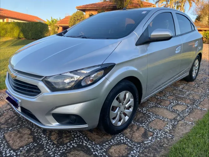 Chevrolet Onix Hatch LT 1.0 8V Flex Mec. 4P 2018