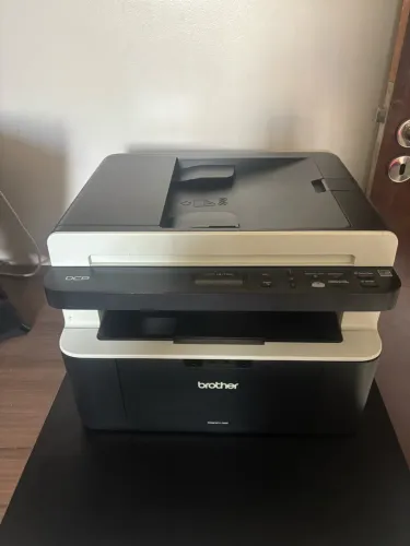Impressora monocromática Brother DCP 1617NW